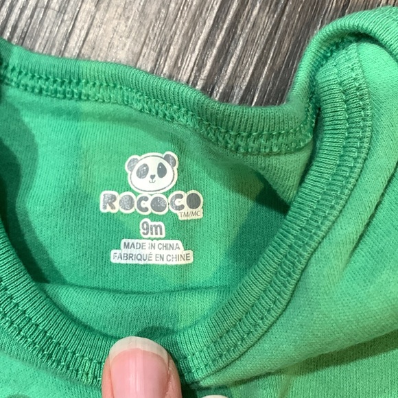 Rococo green onesie - Picture 2 of 2